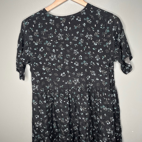 NWT Reistor Floral Short Tiered Dress in Dark Blue - Picture 8 of 12
